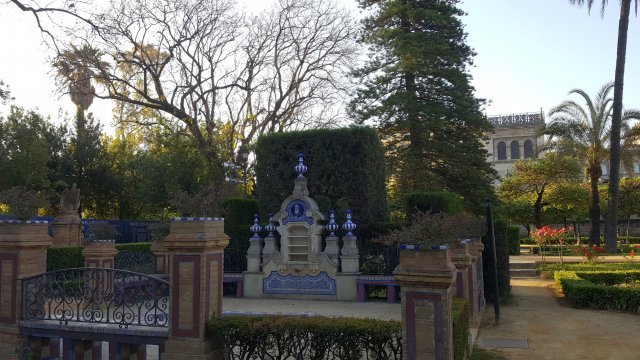 820 sevilla plaza de america